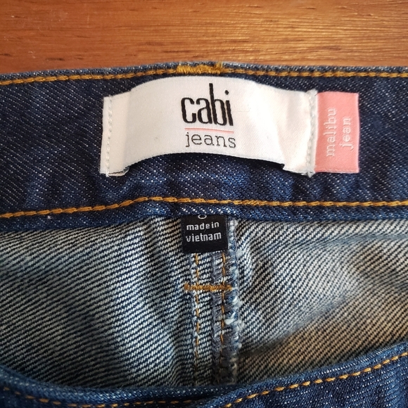 Cabi Malibu Jean Dark Wash Boyfriend Distress Size 8 - Picture 4 of 8